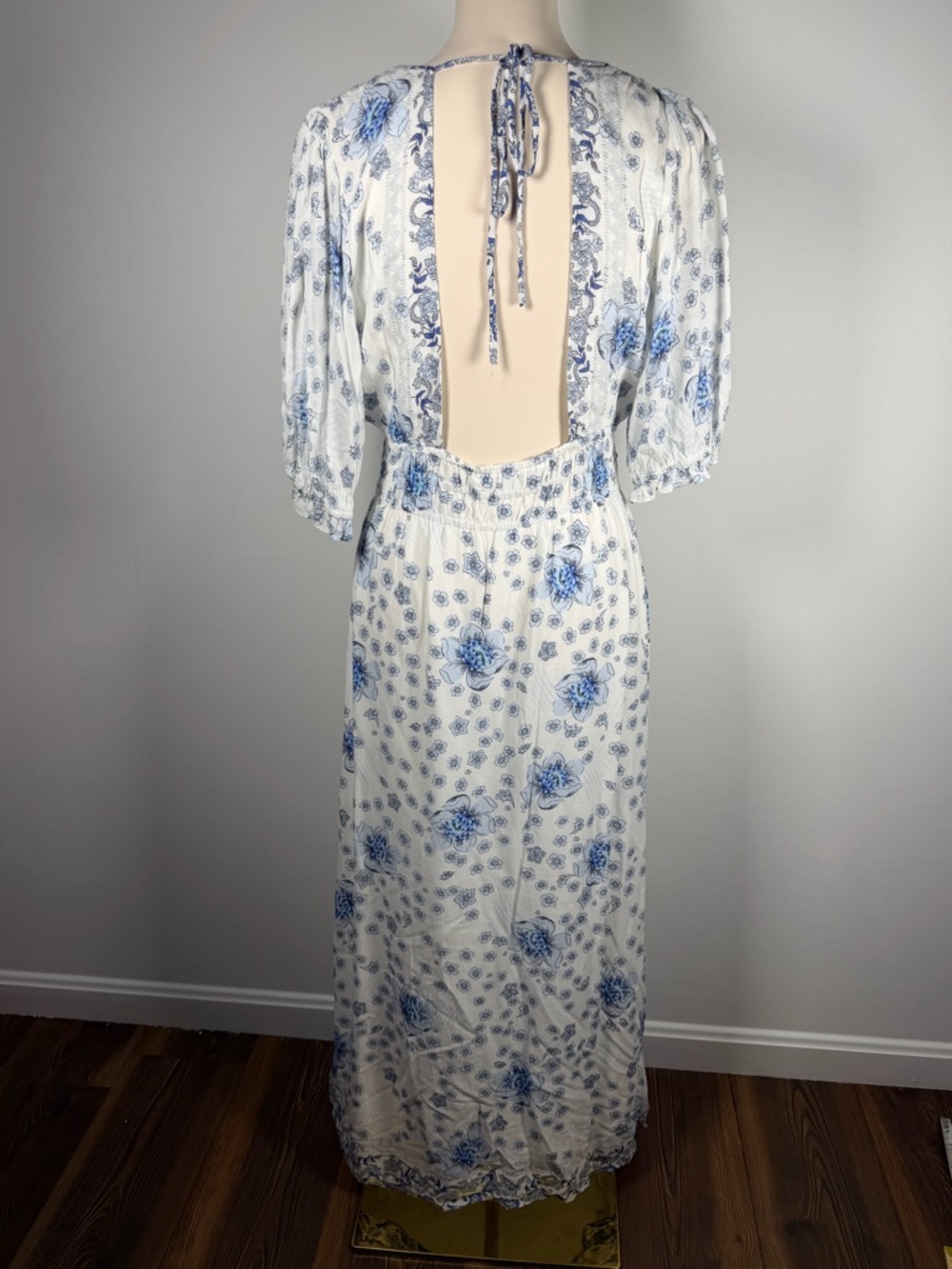 Lulu's White Maxi Dress with Blue Floral Print and Open Back